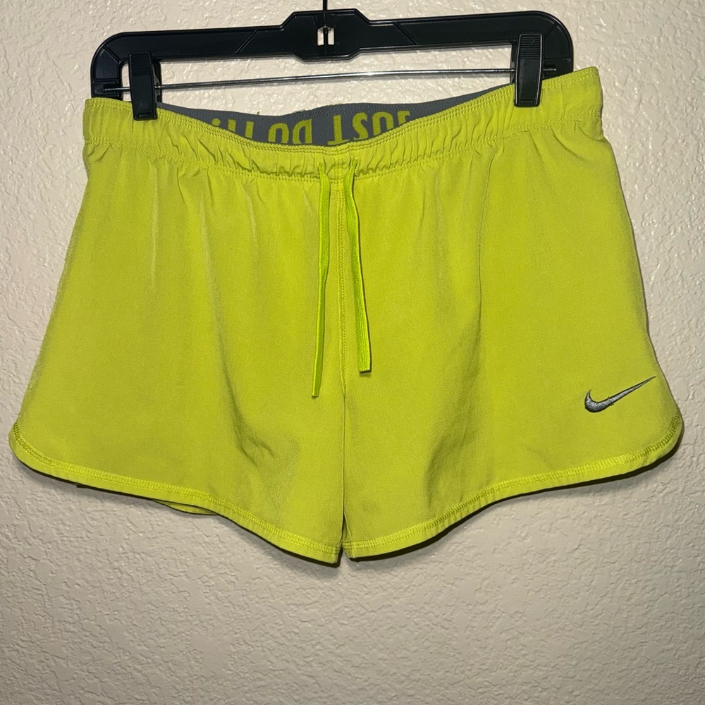 Nike Dri Fit Running Shorts Women’s M Neon Yellow Lined Athletic Gym Lightweight